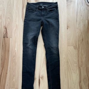 Charcoal skinny Levi’s